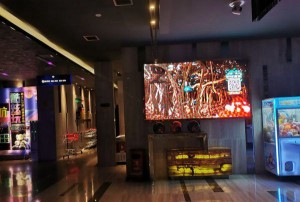 揭秘杭州KTV中午面试热潮：职场文化新趋势？