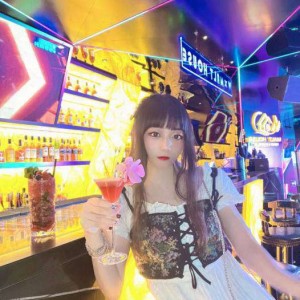 尊享奢华氛围，杭州高端KTV包厢在线预定