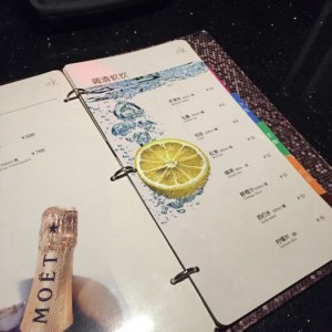 销售葡萄酒的方法和技巧（创新策略与精湛艺术：葡萄酒销售新视角）